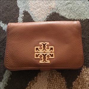 Authentic Tory Burch Tan Wallet/Wristlet